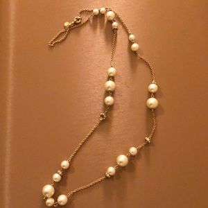 Long pearl necklace